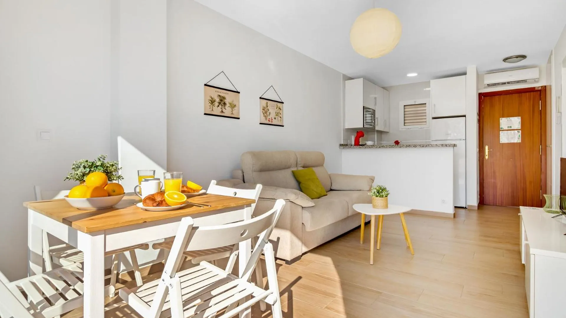Apartmán Vistamarina A108 By Ivi Real Estate Torremolinos 0*,
