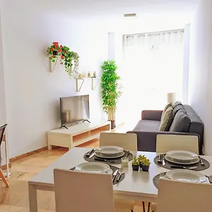 https://precioso-apartamento-centrico-con-parking-privado.es-andalucia.com
